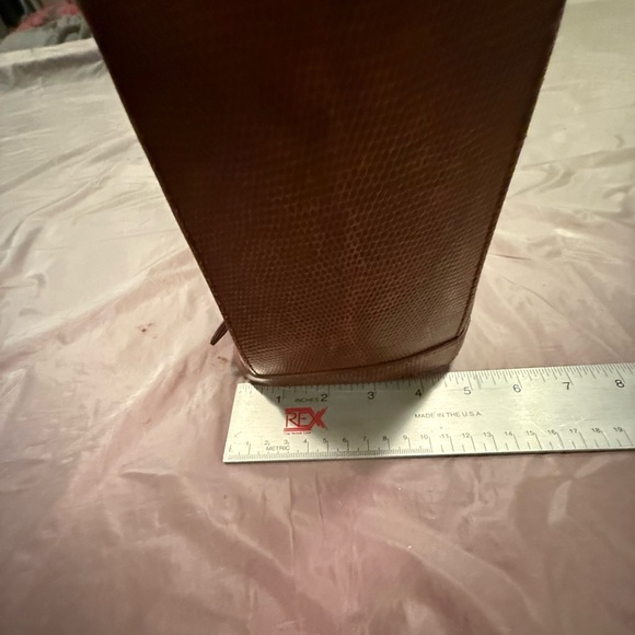 DVF Brown Leather Tote/Laptop Bag w/ Gold Hardware MSRP $428 - Picture 10 of 15